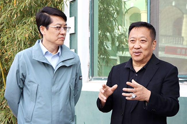 热烈欢迎波尼亚董事长及高管到花帝参观交流